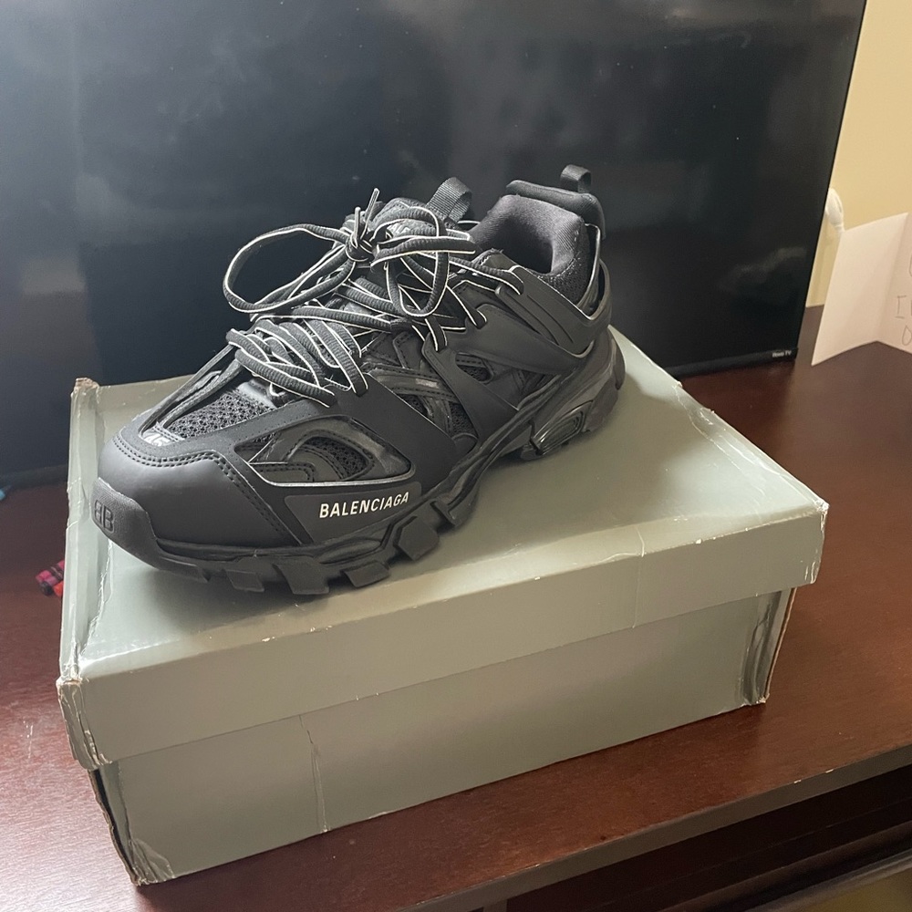 Size 11 balenciga tracks very comfortable shoes just not my style need the money
